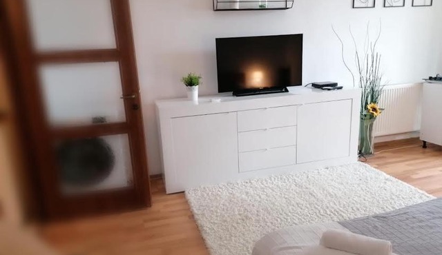 Nexus Studio Deluxe