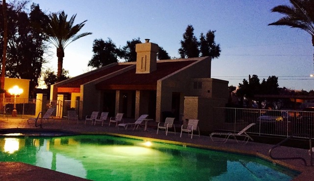 Nice 3 BR Condo Overlooking Pool and Hot Tub - Close to Spring Training Fields
