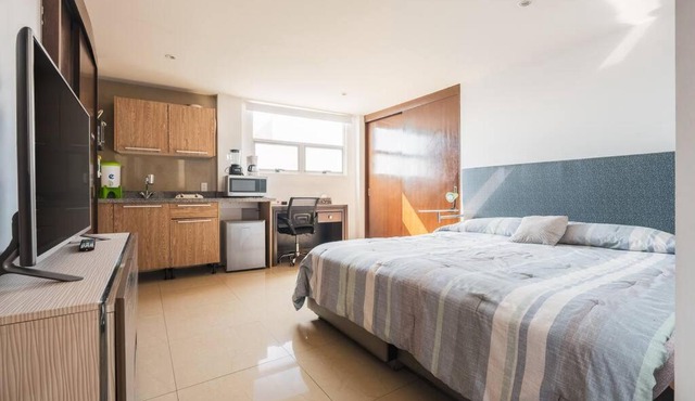 Nice and Comfortable suite with GYM in Polanco