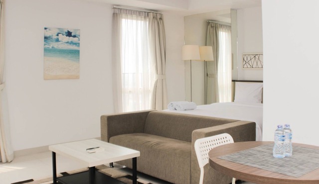 Nice And Comfy Studio Azalea Suites Apartment
