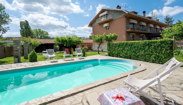 Nice apartment for 4 guests with pool, WIFI, A/C, TV and patio