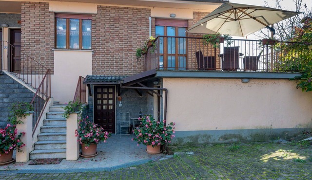 Nice apartment for 5 guests with A/C, WIFI, pool, TV and terrace
