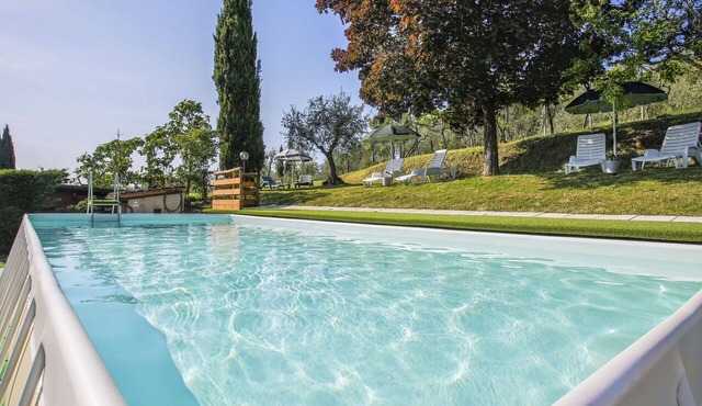 Nice apartment in villa for 3 people with WIFI, pool, TV and patio