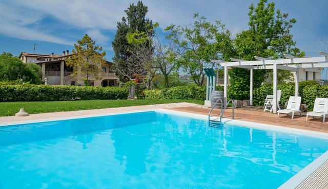 Nice apartment for 4 people with pool, WIFI, A/C, TV, patio and pets allowed