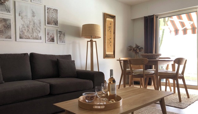Nice apartment 100m from the beach, pool, terrace, garage, secure residence.