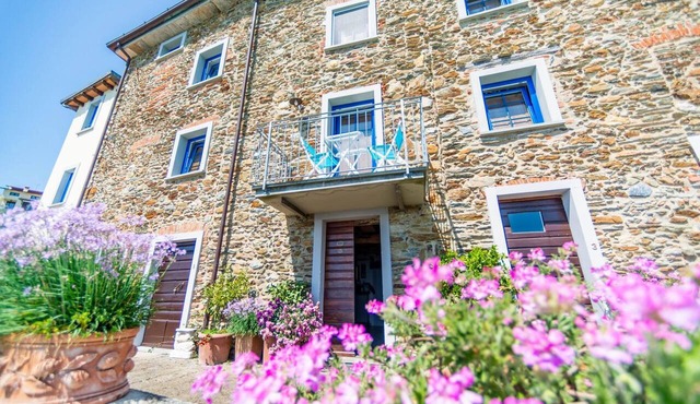 Nice apartment, air conditioning, roof terrace with view ,Pool;Wi-Fi,barbecue