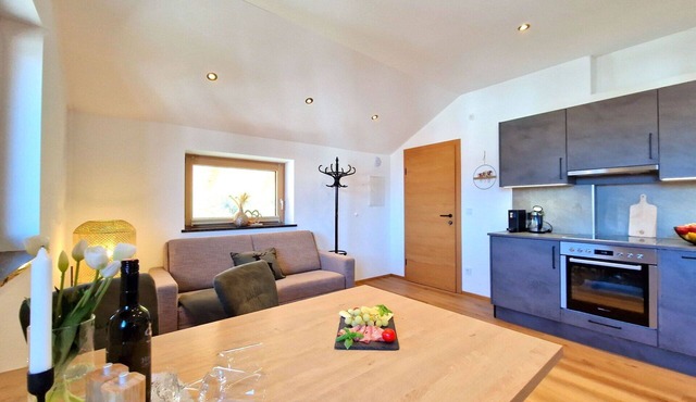 Nice apartment for 8 people with WIFI, TV and balcony