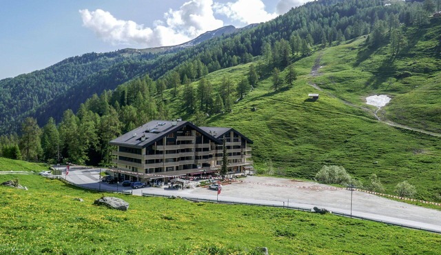 Nice apartment for 4 guests with WIFI, TV and balcony