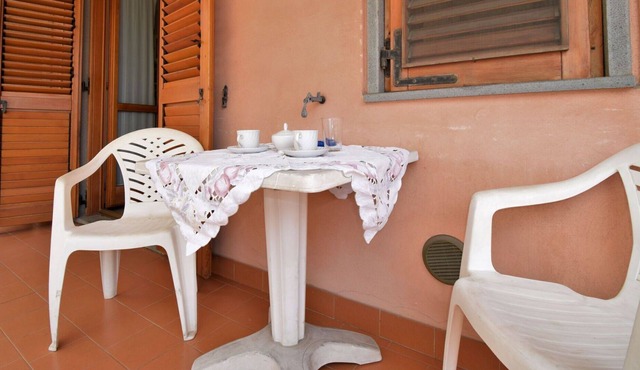 Nice apartment for 2 guests with WIFI, A/C, TV, terrace and parking