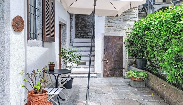 Nice apartment for 2 guests with WIFI, TV and terrace