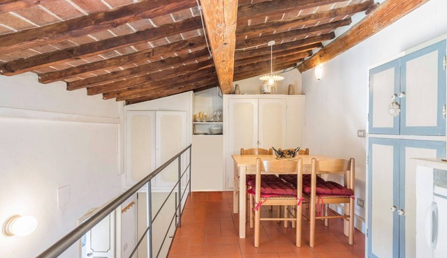 Nice apartment for 2 people with WIFI, A/C, TV, pets allowed and panoramic view