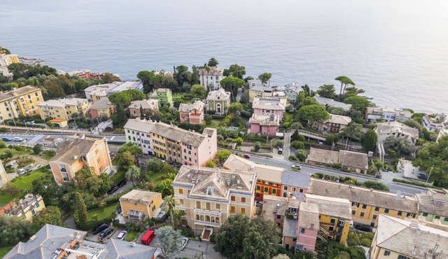 Nice apartment for 3 people with A/C, WIFI, TV and balcony, close to Portofino
