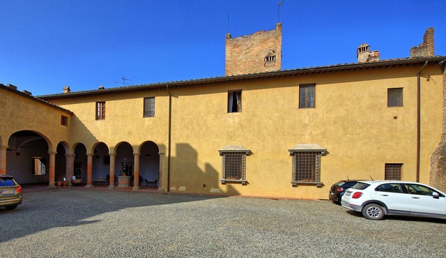 Nice apartment for 3 people with A/C, WIFI, TV and panoramic view, close to San Gimignano
