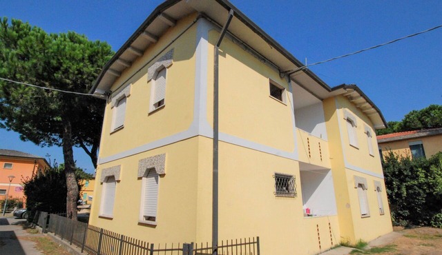 Nice apartment for 4 guests with A/C, WIFI, TV and pets allowed