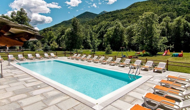 Nice apartment for 4 guests with pool, WIFI, TV, terrace and parking