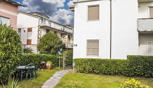 Nice apartment for 4 people with A/C, WIFI and patio