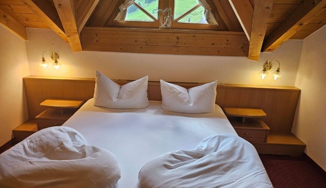 Nice apartment for 4 people with WIFI, TV and balcony