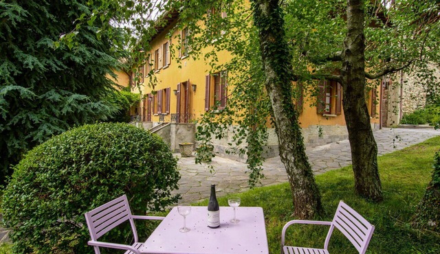 Nice apartment for 4 people with WIFI, TV, patio and pets allowed