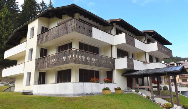 Nice apartment for 4 people with WIFI, TV, terrace and pets allowed
