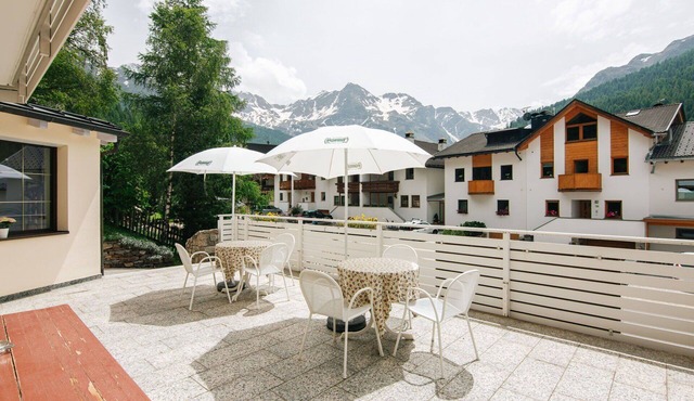 Nice apartment for 5 guests with WIFI, TV, terrace, pets allowed and panoramic view