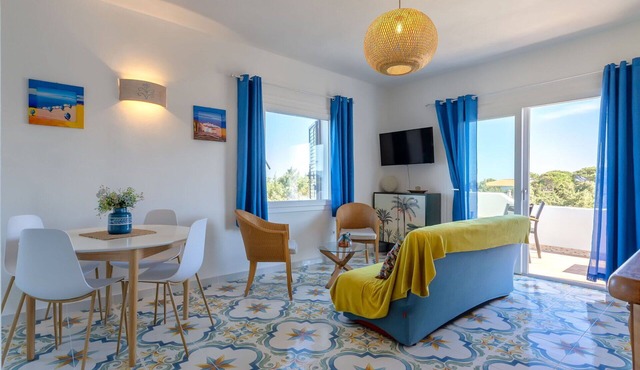 Nice apartment for 5 guests with A/C, TV and patio