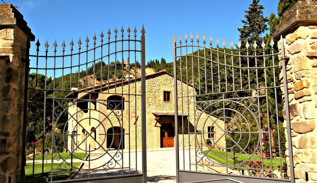 Nice apartment for 5 people with pool, WIFI, TV and pets allowed