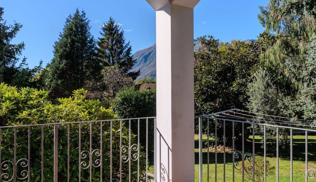 Nice apartment for 5 people with WIFI, TV, terrace and pets allowed
