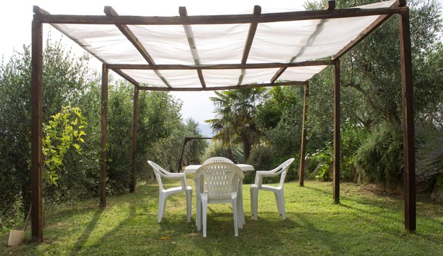Nice apartment for 5 people with WIFI, pool and TV