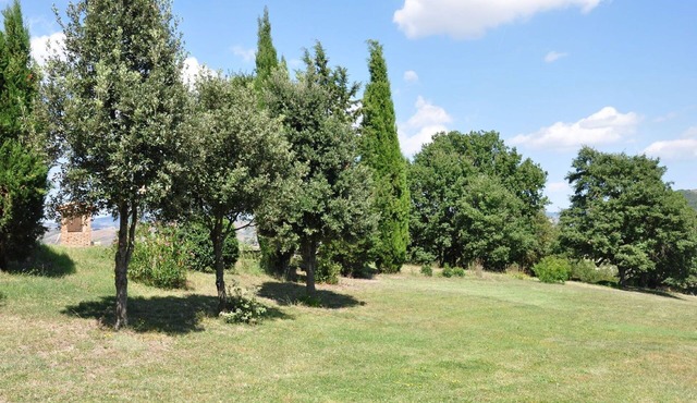 Nice apartment for 6 guests with WIFI, pool, TV, patio, pets allowed and panoramic view