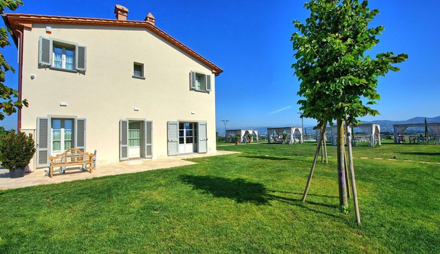 Nice apartment for 6 guests with WIFI, A/C, pool, TV, patio and panoramic view
