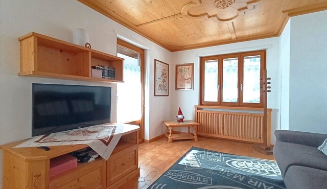 Nice apartment for 6 guests with WIFI, TV and balcony