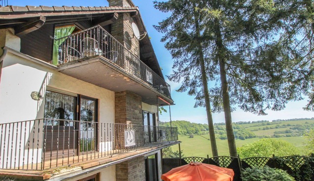Nice apartment for 7 guests with WIFI, TV, terrace, pets allowed and parking