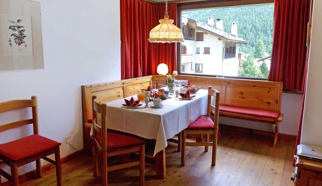 Nice apartment for 4 guests with WIFI, TV, balcony, panoramic view and parking
