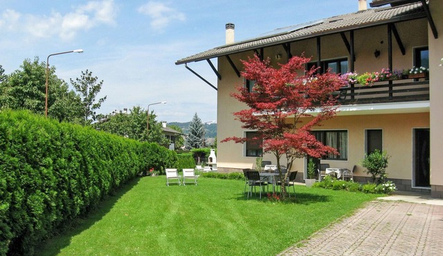 Nice apartment for 4 people with WIFI, TV, patio, pets allowed and parking