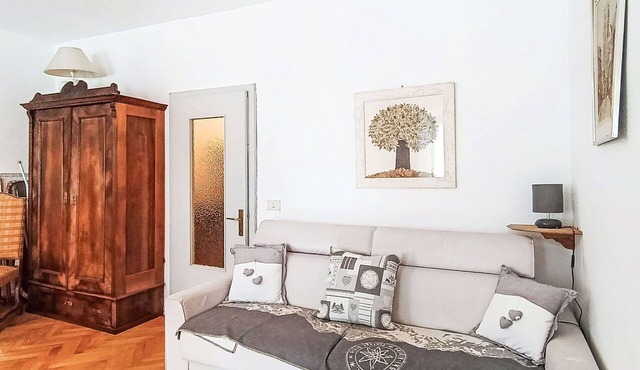 Nice apartment for 6 guests with WIFI and TV