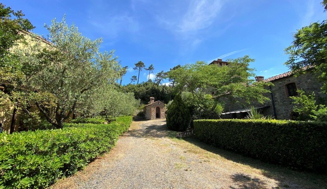 Nice apartment for 6 people with WIFI, pool, A/C, TV and terrace
