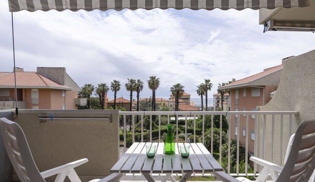 Nice apartment for 5 people with WIFI, TV, balcony and pets allowed