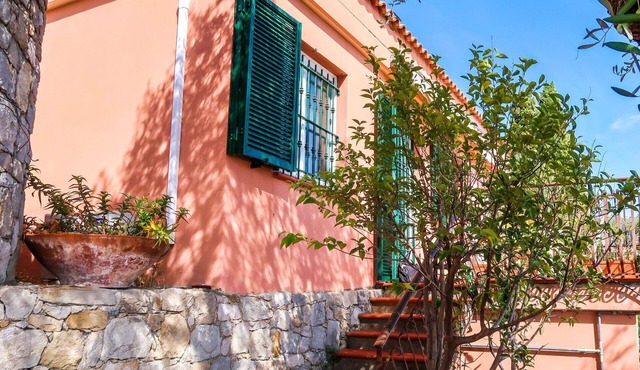 Nice apartment for 4 guests with A/C, WIFI, TV and terrace