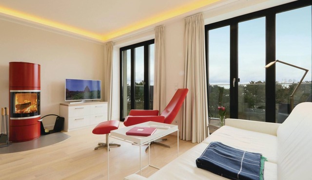 Nice apartment in Binz with outdoor swimming pool