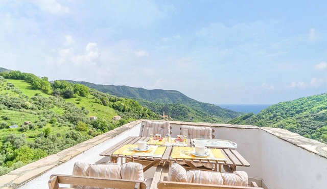 Nice apartment in Moneglia (GE)
