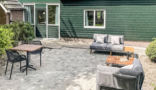 Nice apartment in Schoonloo with WiFi