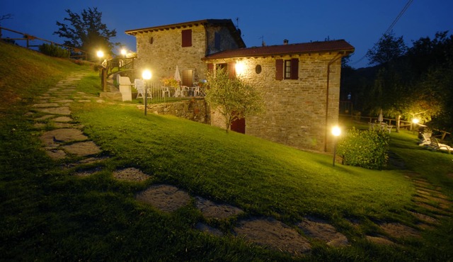 Nice apartment in the countryside with swimming pool