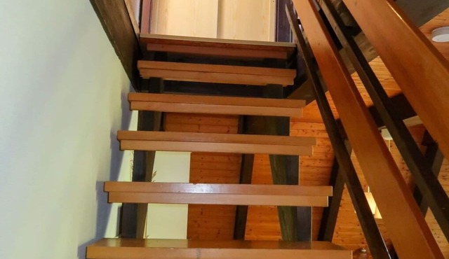Nice apartment in villa for 5 people with pool, TV, terrace and pets allowed