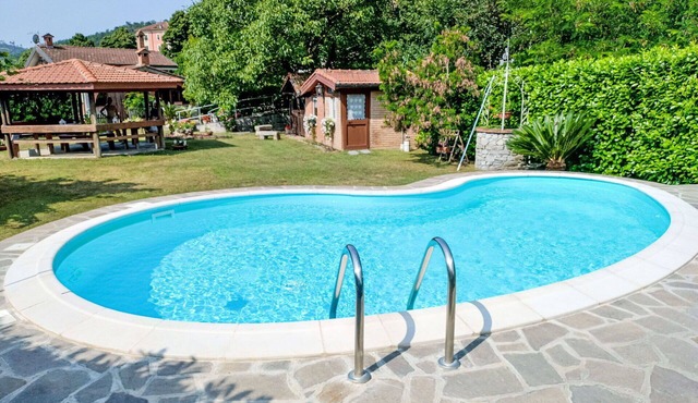 Nice apartment for 6 guests with private pool, A/C, WIFI, TV and terrace