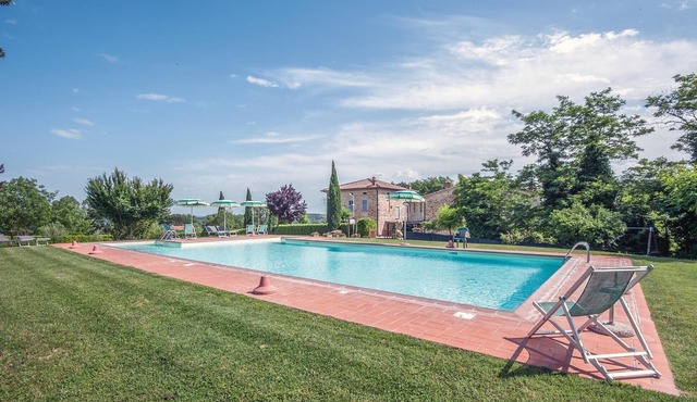 Nice apartment in Casole d'Elsa SI
