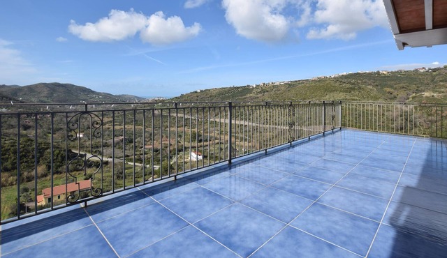 Nice apartment in Laureana Cilento