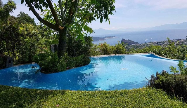 Nice apartment located in a bucolic setting