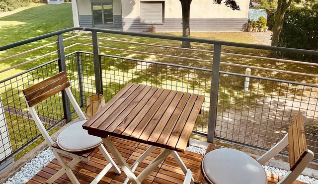 Nice apartment with balcony near the airport