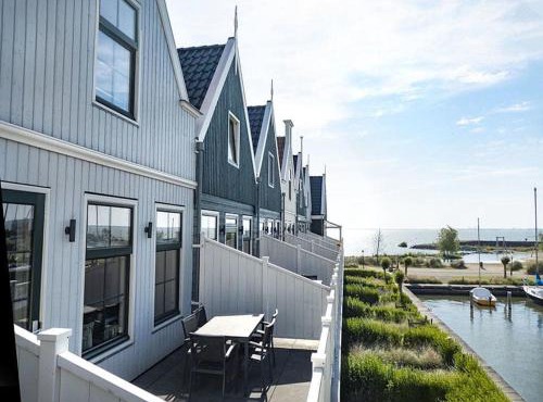 Nice apartment with sauna, near the Markermeer