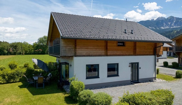 Nice Chalet with beautiful view near ski area